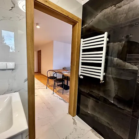 ゲストハウス Roxy