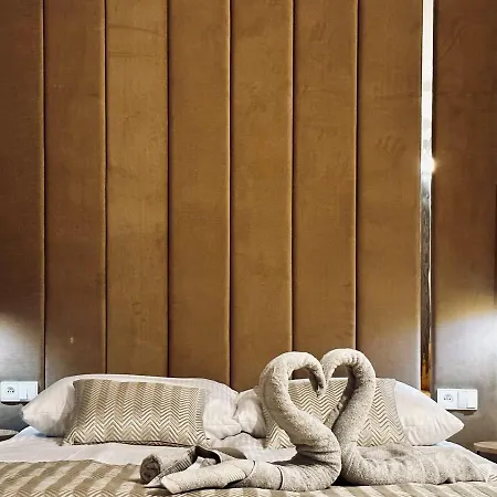 Roxy ゲストハウス 3*